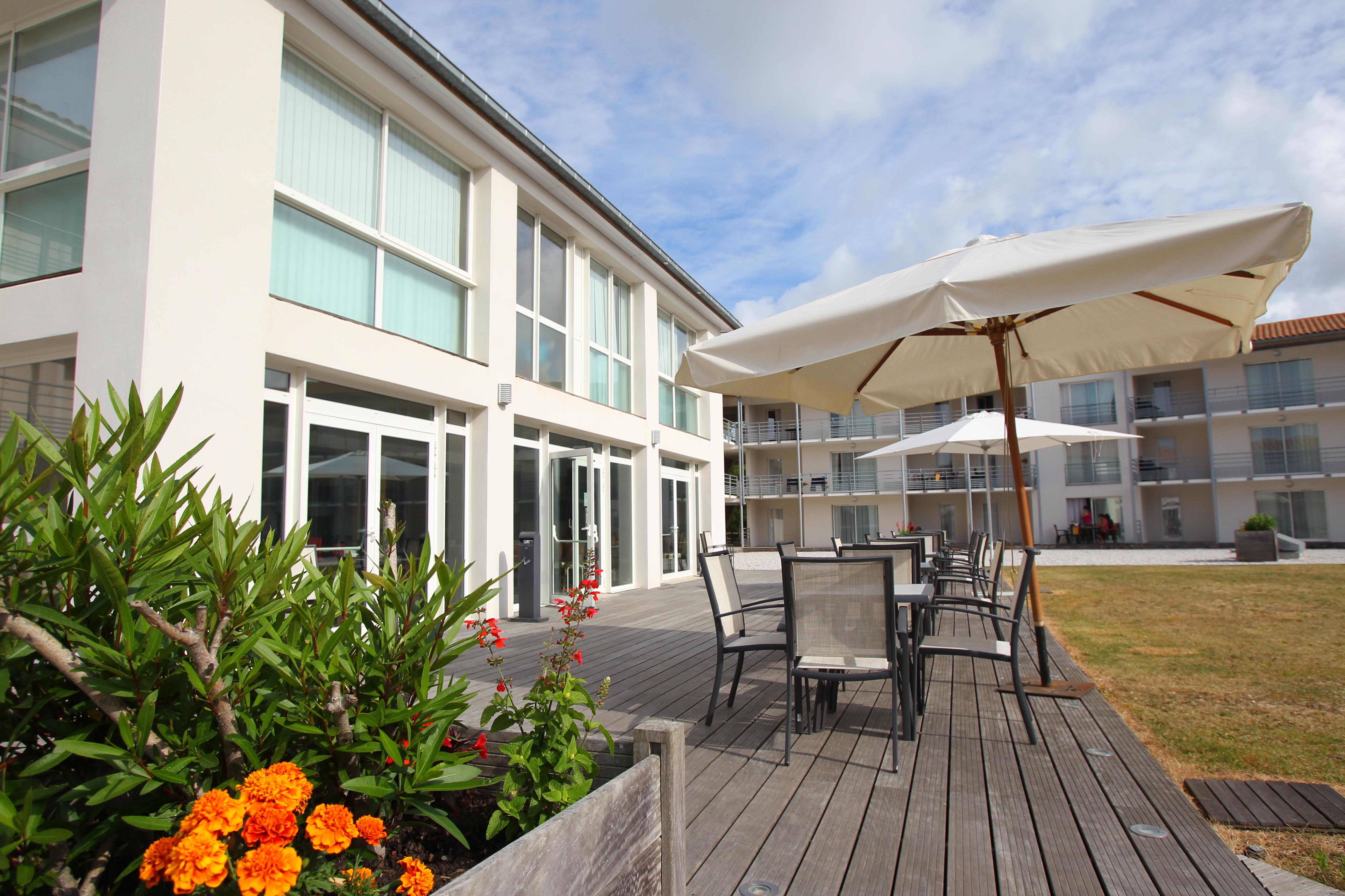 Vacanceole - Le Domaine Du Chateau - La Rochelle / Ile De Re Lagord Exterior foto